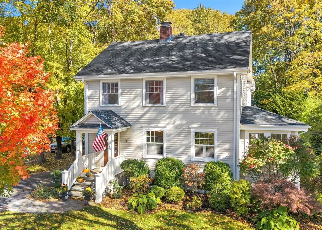 Wellesley, MA 02481,13 Cavanaugh Rd