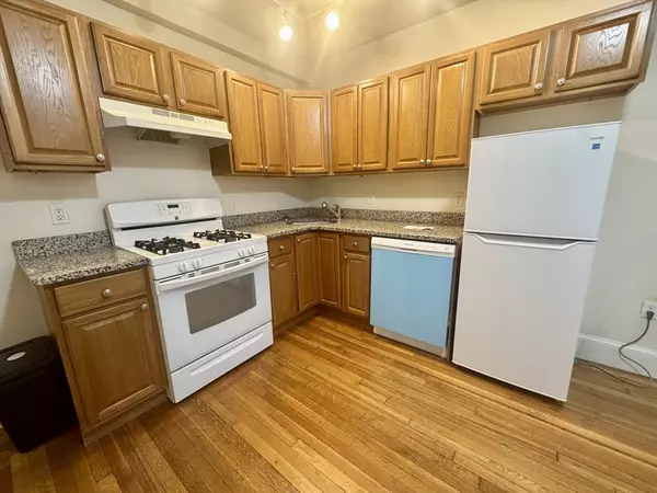 1615 Commonwealth Ave #11, Boston, MA 02135