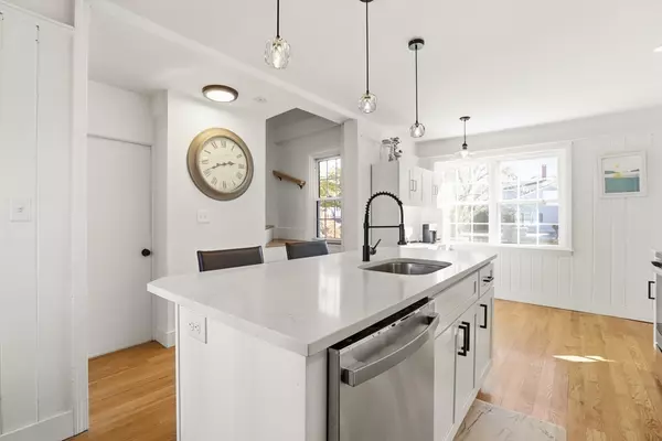 Danvers, MA 01923,4 Wayside Dr