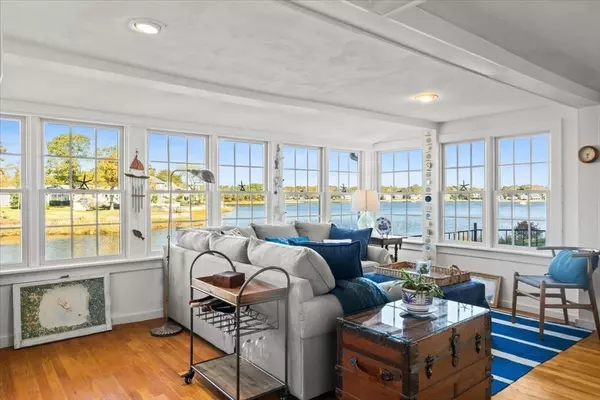 Wareham, MA 02571,6 Allen Ave