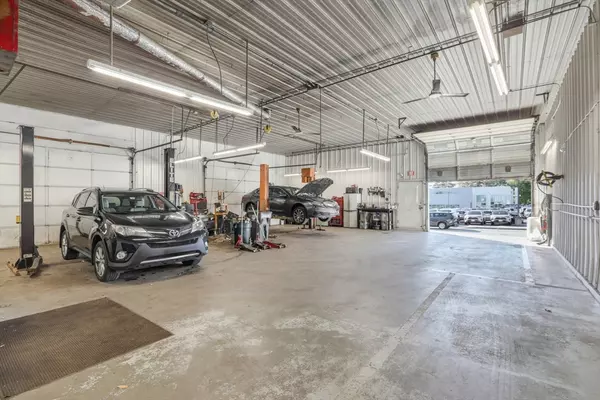 Haverhill, MA 01832,560 River St