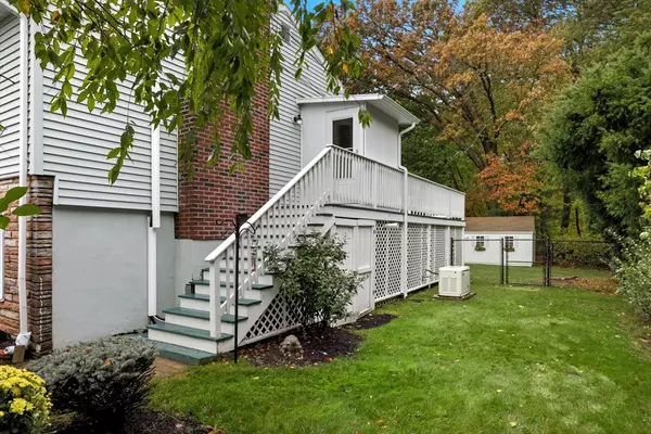 Peabody, MA 01960,12 Mansfield St