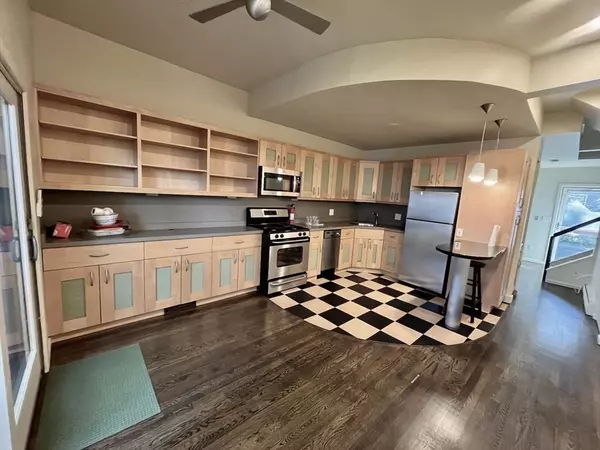 Cambridge, MA 02138,44 Gorham Street #44