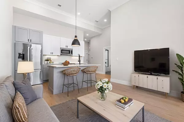 4 Franklin St #302, Boston, MA 02134