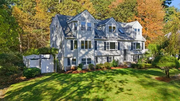 8 Mcdonald Rd, Wilmington, MA 01887