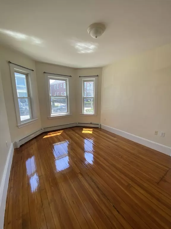 Boston, MA 02121,57 Olney Street #1