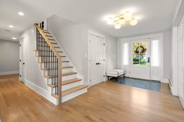 Lynnfield, MA 01940,23 Tophet Rd