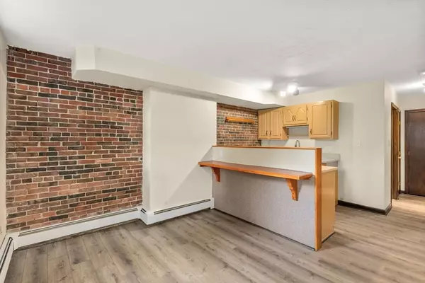 Boston, MA 02127,166 F St #1