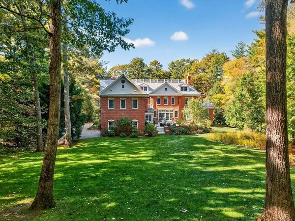 Wellesley, MA 02482,80 Livingston Rd