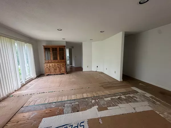 Wilbraham, MA 01095,72 Beebe Rd