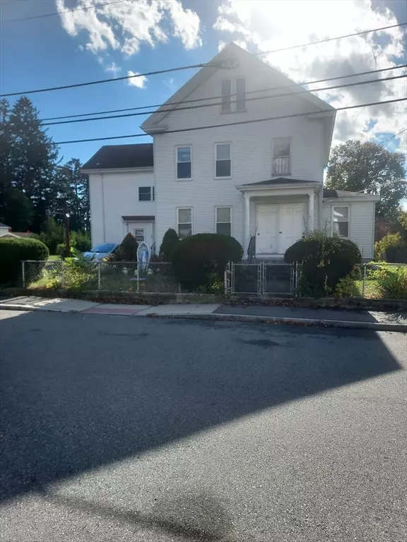 Taunton, MA 02780,16 Kilton St