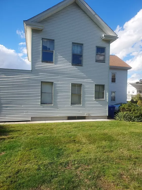 Taunton, MA 02780,16 Kilton St