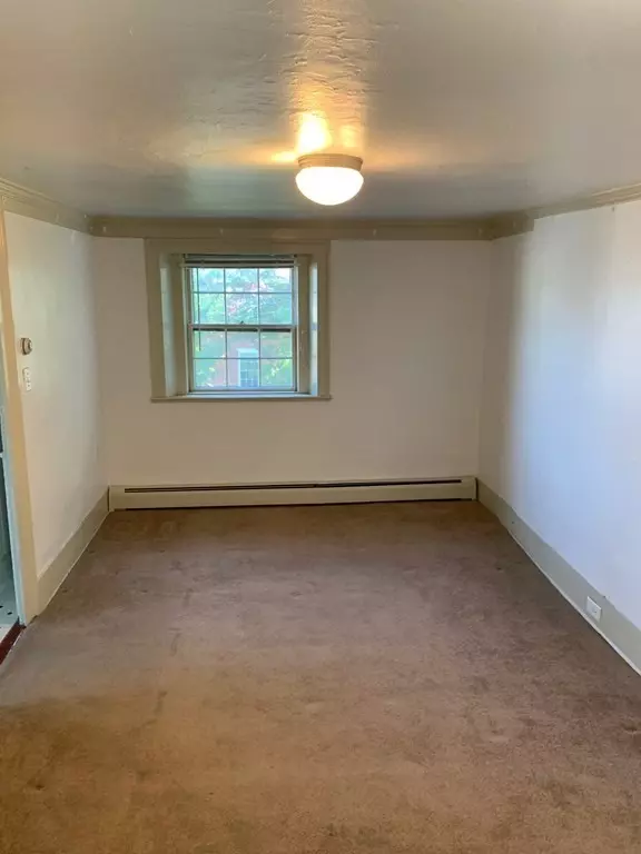 Salem, MA 01970,11 Hodges Court #3R