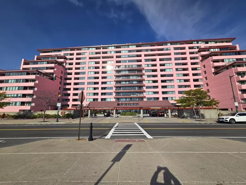 350 Revere Beach Blvd #9E, Revere, MA 02151