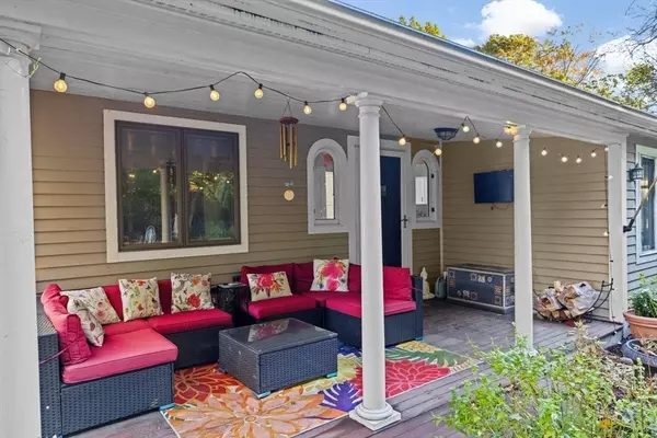 Scituate, MA 02066,17 Old Oaken Bucket Rd