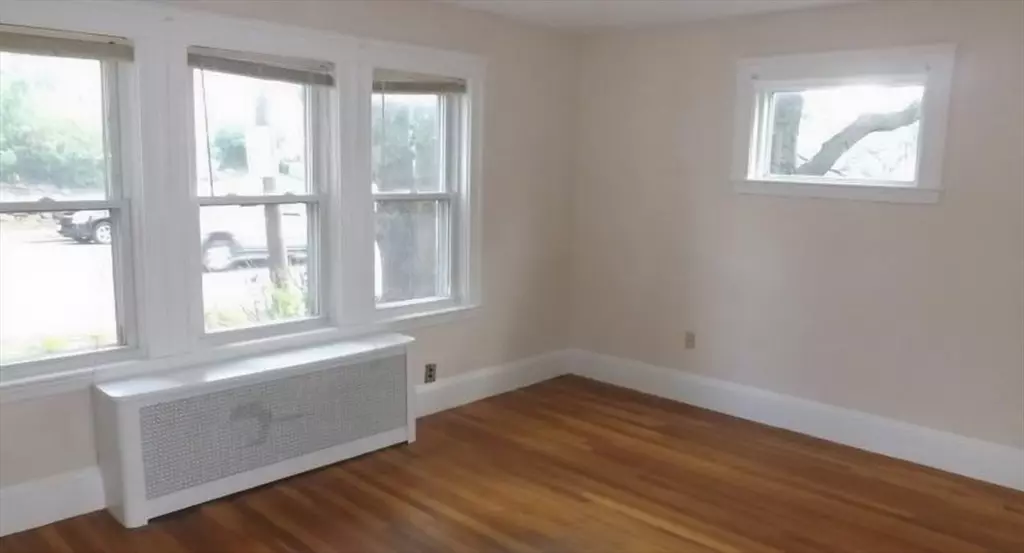 Arlington, MA 02476,1523 Massachusetts Ave #1