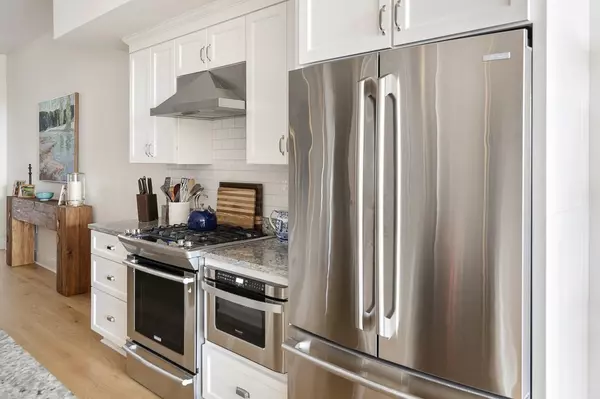 Boston, MA 02129,380 Bunker Hill #108