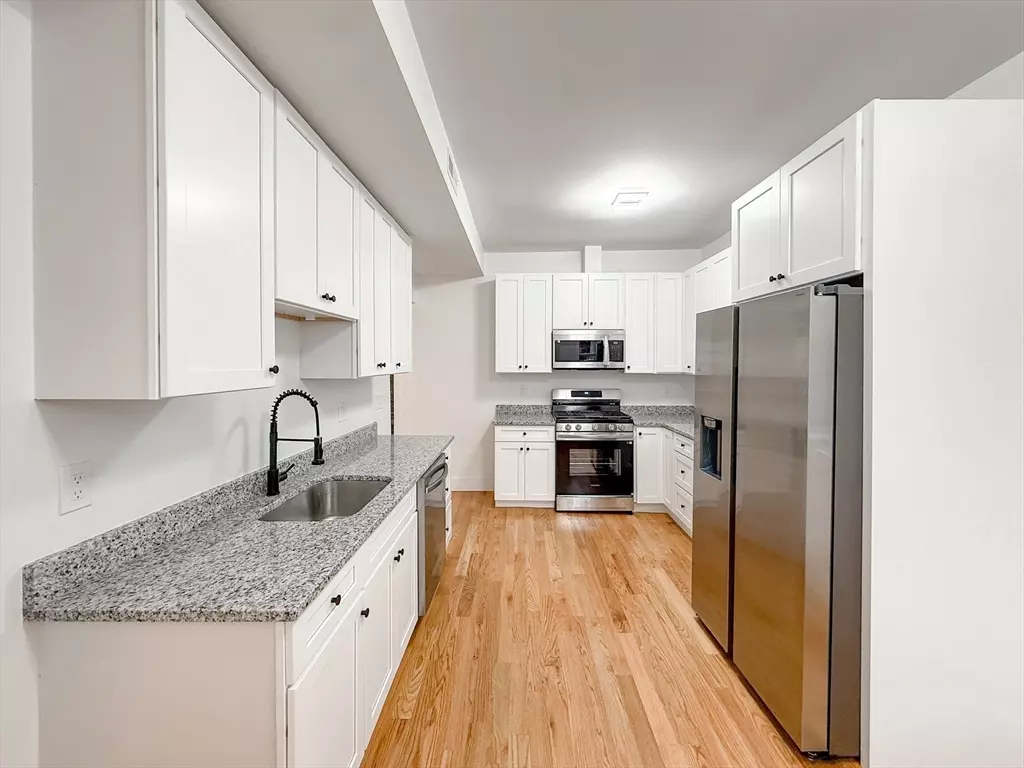 Revere, MA 02151,33 Elmwood St