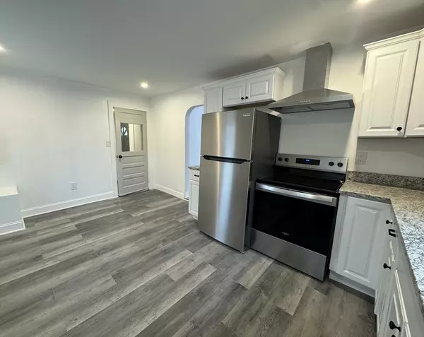 Brockton, MA 02302,37 Hunt St