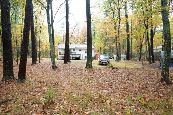 Shirley, MA 01464,59 Squannacook Rd