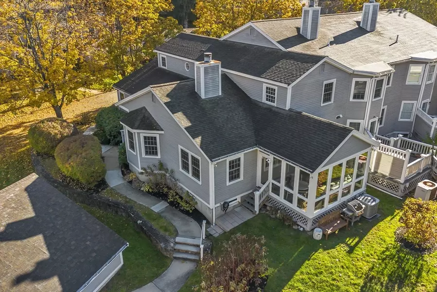 45 Shawheen Road #28, Bedford, MA 01730
