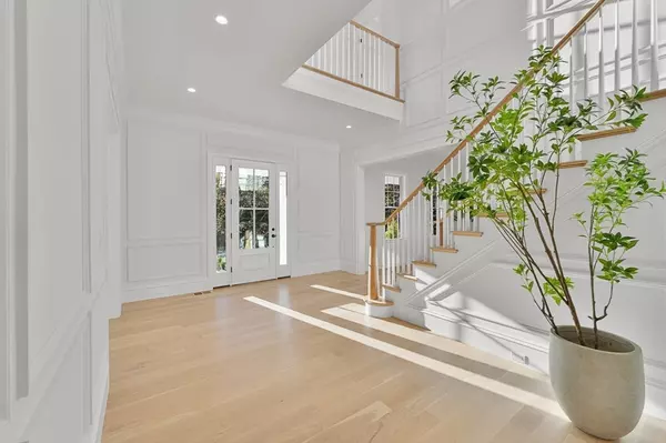 Needham, MA 02492,1266 South Street