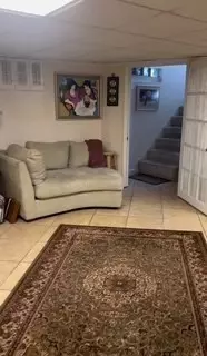 New Bedford, MA 02745,20 Maryland St #B