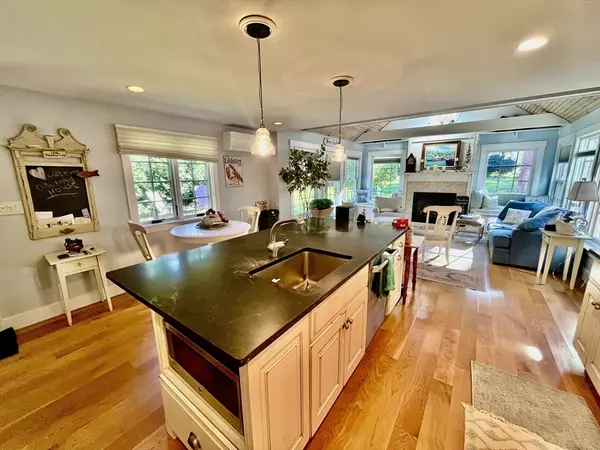 Rockport, MA 01966,7 Calebs Ln #B