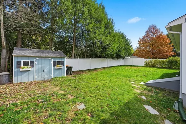 South Hadley, MA 01075,34 Hildreth Ave.