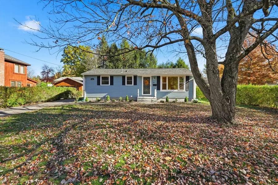 34 Hildreth Ave., South Hadley, MA 01075