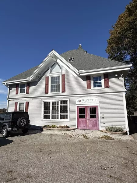 10 High Street #3, Andover, MA 01810