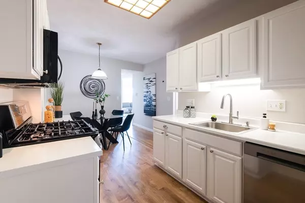 Boston, MA 02124,407 Washington St #5