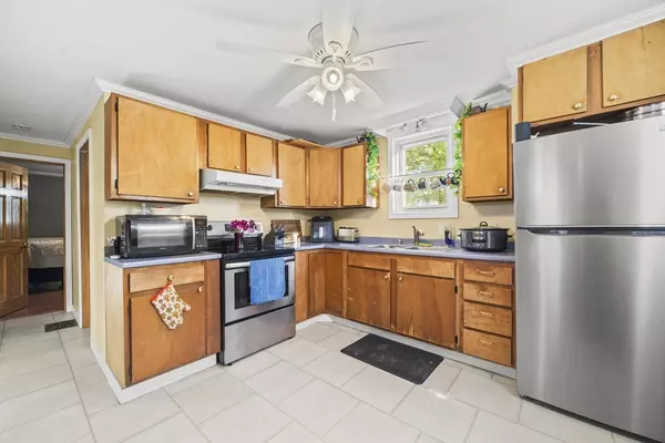 Chicopee, MA 01020,103 Lauzier Ter