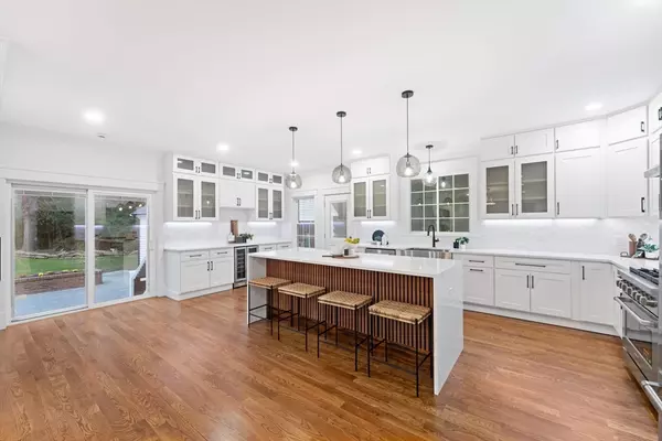 Stoughton, MA 02072,434 Sumner St
