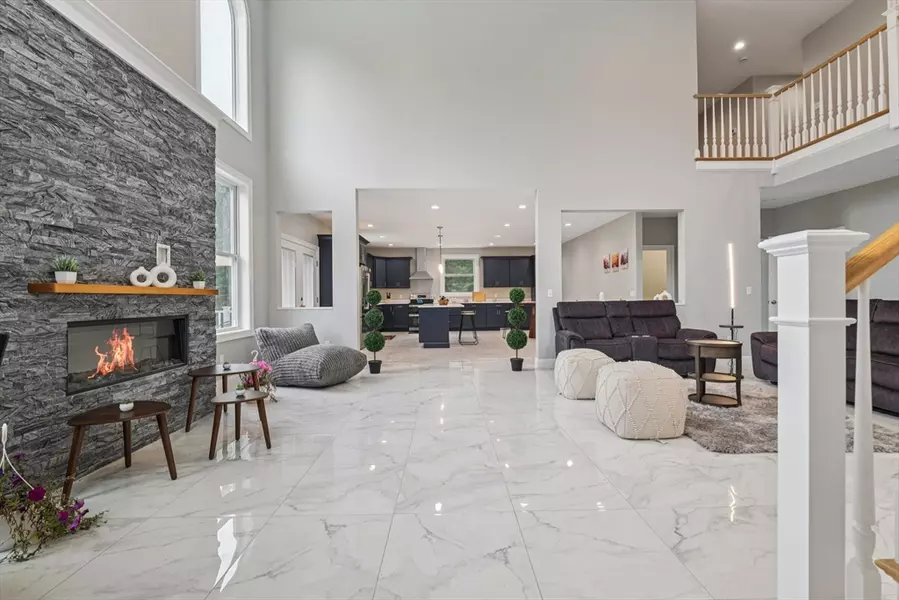 920 Drift Rd, Westport, MA 02790