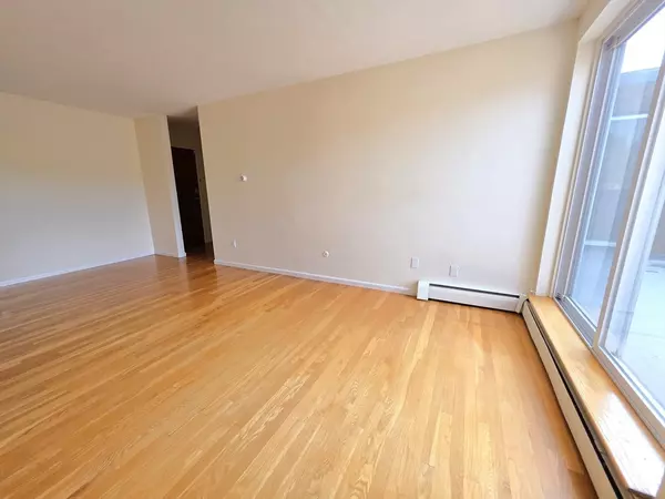 Boston, MA 02135,142 Kenrick St #36