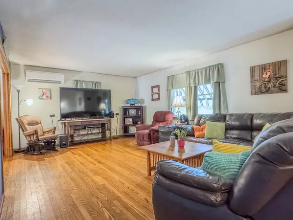 Montague, MA 01351,43 Hillside Road