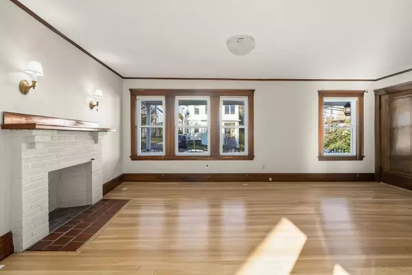 Watertown, MA 02472,133 Hillside #2
