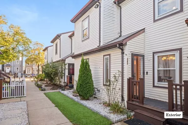 580 Bennington St #580, Boston, MA 02128