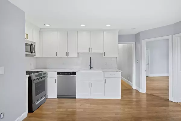 Boston, MA 02121,52 Intervale St