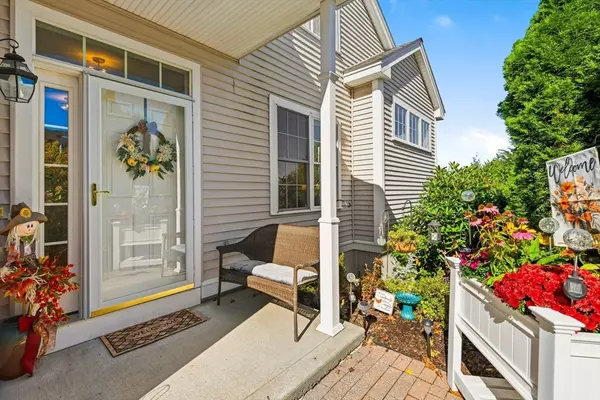 Clinton, MA 01510,602 Devenwood Way #602