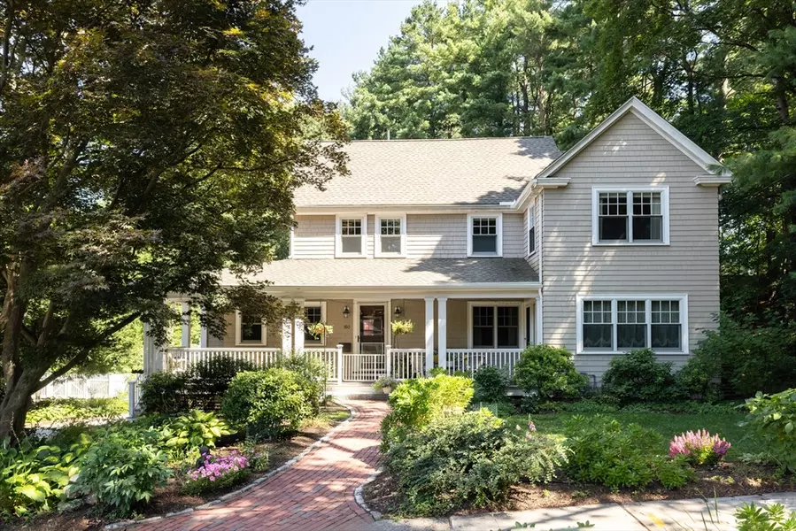 160 Allen Ave, Newton, MA 02468