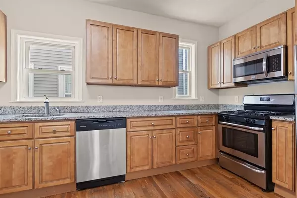 Everett, MA 02149,67 School St #1