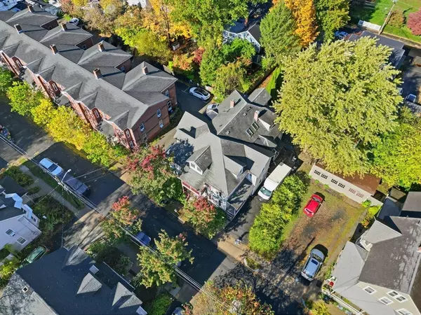 Northampton, MA 01060,30 Graves Ave #B