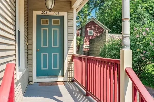 Northampton, MA 01060,30 Graves Ave #B