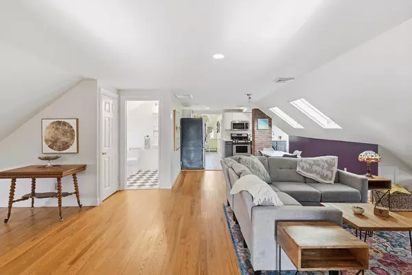 Northampton, MA 01060,30 Graves Ave #B