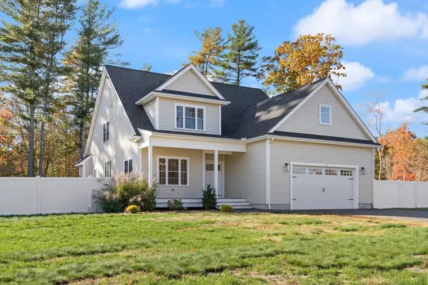 Raynham, MA 02767,12 Meghan Cir