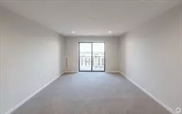 2 Ocean Ave #702, Revere, MA 02151