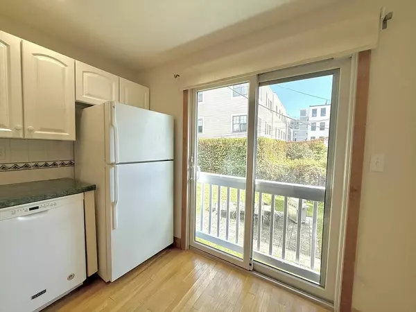 Boston, MA 02127,180 K St #1