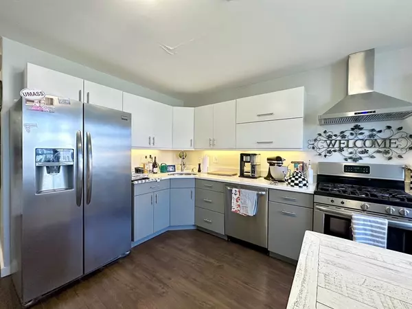 180 K St #2, Boston, MA 02127